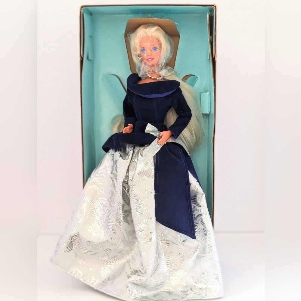 Vintage 1995 Avon Exclusive Winter Velvet Barbie Doll - Brand New with box